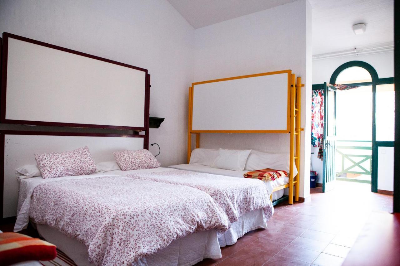 Hostel Layos, Toledo ภายนอก รูปภาพ