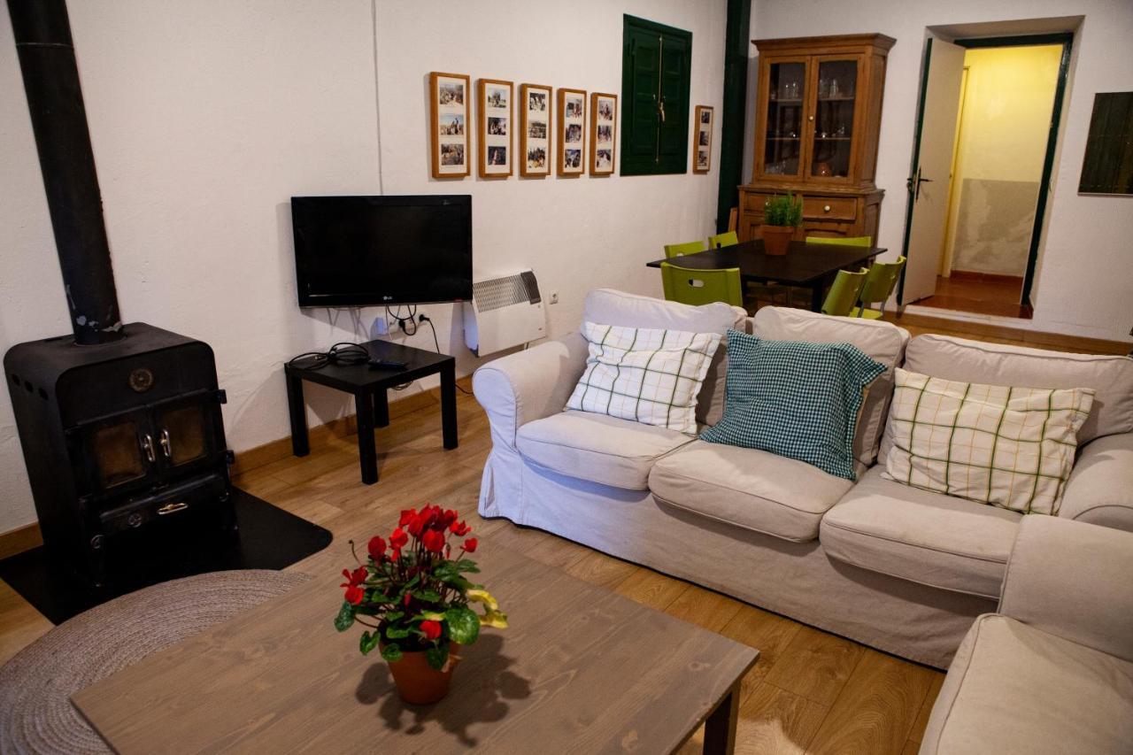 Hostel Layos, Toledo ภายนอก รูปภาพ
