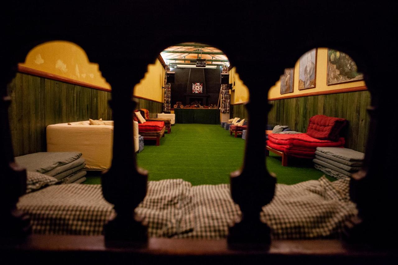 Hostel Layos, Toledo ภายนอก รูปภาพ